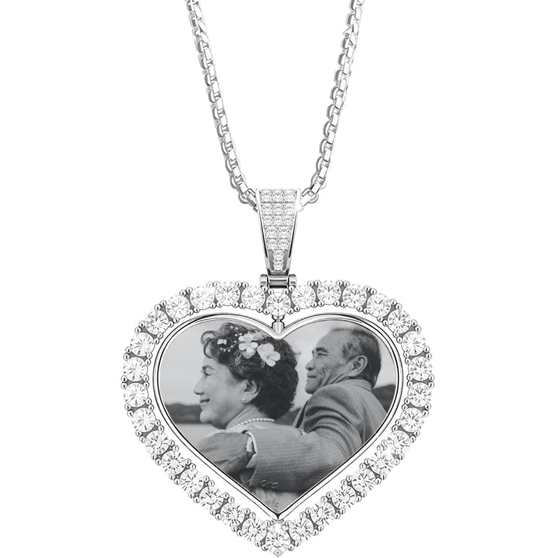 Four Leaf Clover Initial Necklaces for Women, Plated Natural Shells Clover Letter Pendant, Alphabets A-Z Necklace Jewelry Gifts for Women