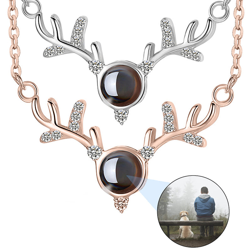 Engraved Initial Disc Necklace ¨C Elegant or Silver Plated Personalised Jewellery for Women