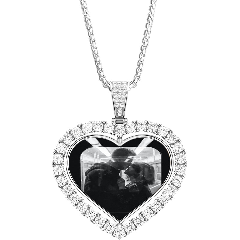 Custom Engraved Round Necklace ¨C Personalized Photo Pendant, Jewelry Gift for Couples, Friends, or Family